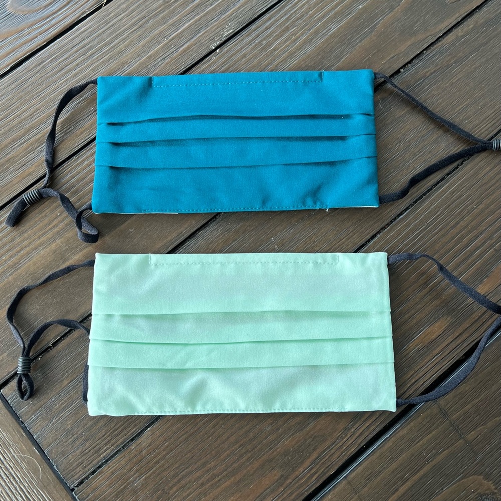 Athleta masks- never worn, 2 pack!